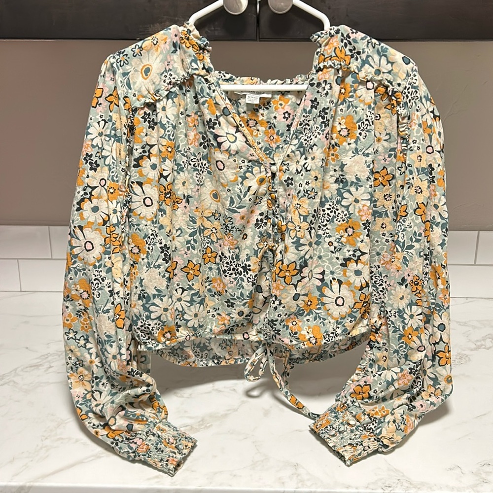 American Eagle flower top xl